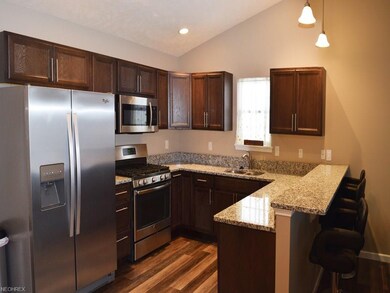 1607 Par Dr, Wickliffe, OH 44092 - photo 5