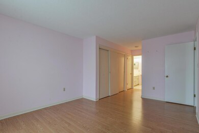 216 University Pkwy unit 28W, Johnson City, TN 37604 - photo 5