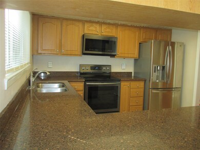 16915 Bougainvilla Ln, Friendswood, TX 77546 - photo 4