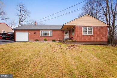 1606 County Line Rd, Bechtelsville, PA 19505 - photo 4