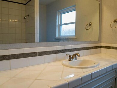 11000 Lakewood Ave, El Paso, TX 79935 - photo 6