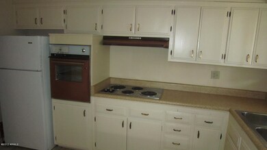 Kitchen Cooktop & Oven