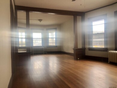 639 Washington Ave, Albany, NY 12206 - photo 4