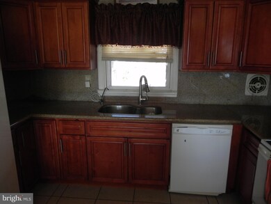 24 Peartree Ln, Willingboro, NJ 08046 - photo 5