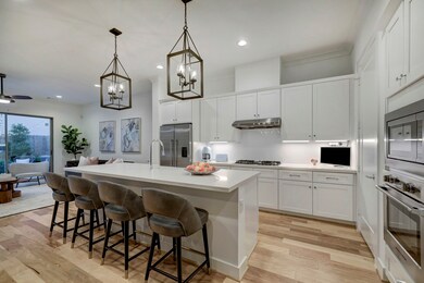 2106 Hazard St, Houston, TX 77019 - photo 7