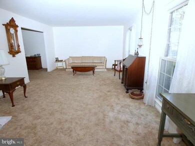 9219 Alyssum Way, Annandale, VA 22003 - photo 2