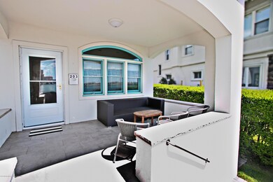 003_Front Porch