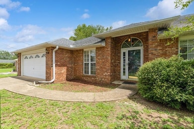 527 Tom Sawyer Ln, Crestview, FL 32536 - photo 3