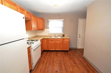 2022 Nash Dr, Des Moines, IA 50314 - photo 7