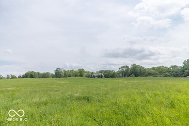 **10 Meadowbrook Dr, New Castle, IN 47362 - photo 2