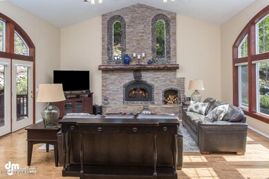 Living Room_DMD_0847-SMALL