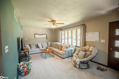 1426 E Lucas St, Algona, IA 50511 - photo 2