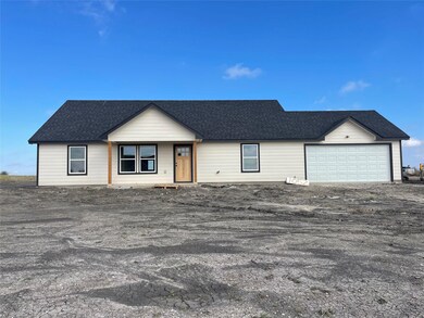 1052 Neal Rd, Azle, TX 76020 - photo 4