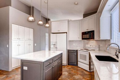 807 W Carob Dr Chandler AZ-large-009-23-