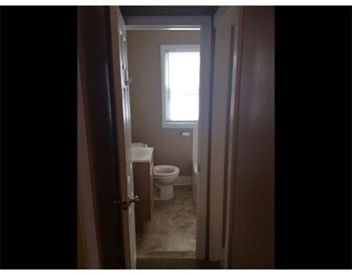 28 Maple Ave unit 2R, Rutland, MA 01543 - photo 5