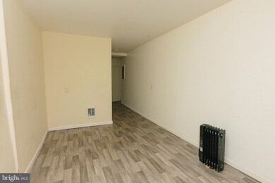 107 S 6th St, Reading, PA 19602 - photo 4