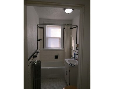 30 Wenonah St unit 3, Dorchester, MA 02121 - photo 4