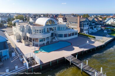 91 Pershing Drone Pool 2. Back 3