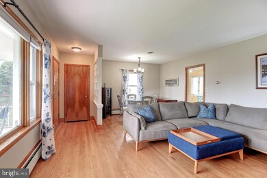 6432 Sykesville Rd, Sykesville, MD 21784 - photo 3