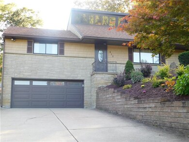As well as the oversized 2 car garage the drive wa