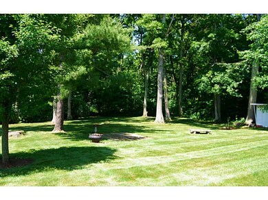 61 Estrell Dr, Riverside, RI 02915 - photo 5