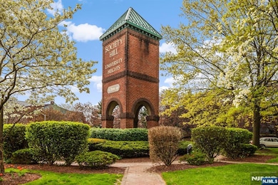 12 Rider Ct, Newark, NJ 07103 - photo 3