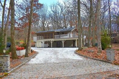 107 Fairway Dr, Lords Valley, PA 18428 - photo 2