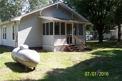 138 West St, Asheboro, NC 27205 - photo 3
