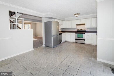 18 Hunt Cup Cir, Owings Mills, MD 21117 - photo 7