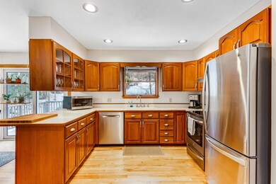 179 Lawrence Rd, Richmond, VT 05477 - photo 6