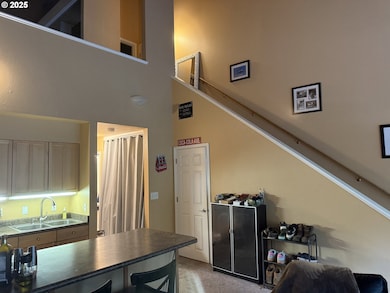 4 Touchstone unit 141, Lake Oswego, OR 97035 - photo 4