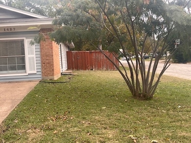 1427 Noble St, Denton, TX 76209 - photo 7