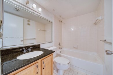 Isola Brickell Key unit 1803, Miami, FL 33131 - photo 7