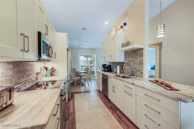 851 Gulf Pavilion Dr unit 202, Naples, FL 34108 - photo 7