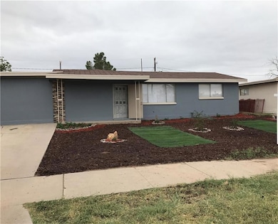 306 Kelvin Ave, El Paso, TX 79915 - photo 2