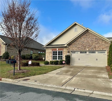 5265 Abbot Ln, Walkertown, NC 27051 - photo 2