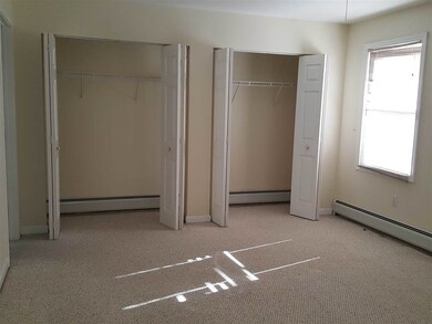 18 Mohawk Dr unit B, Londonderry, NH 03053 - photo 5