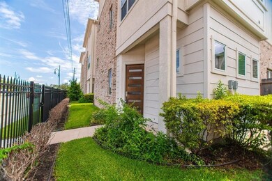 2004 Rosedale St unit C, Houston, TX 77004 - photo 3