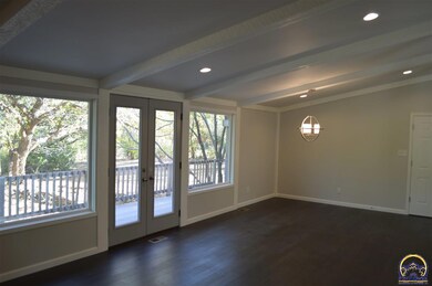 3554 SW Nottingham Rd, Topeka, KS 66614 - photo 3