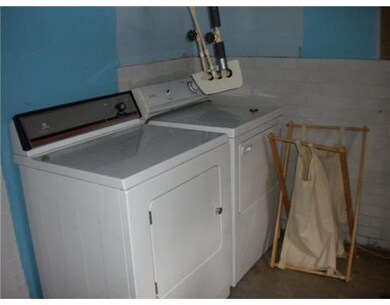 392 Pine Hill Rd, Berwick, ME 03901 - photo 5