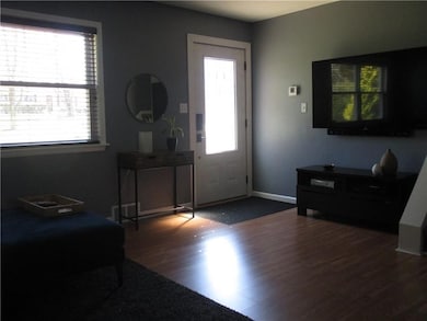 LIGING ROOM