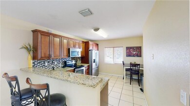 7657 Tamarac Island Cir unit 7657, Tamarac, FL 33321 - photo 4