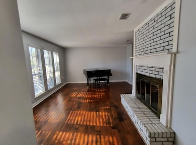 333 Shannon Ct NW, Fort Walton Beach, FL 32548 - photo 4