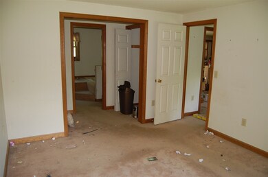 309 Donahue Rd, Graniteville, VT 05654 - photo 6
