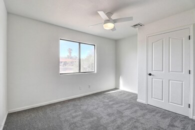 25 hall bed 2