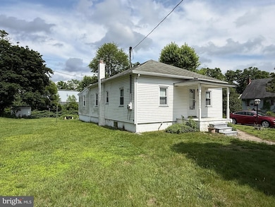 11 S Hunterdon Ave, Hainesport, NJ 08036 - photo 2