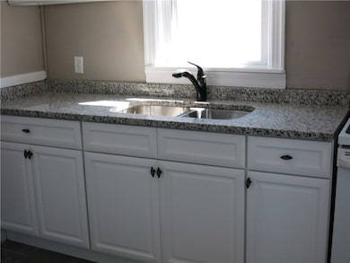 41 Wampanoag Trail, Riverside, RI 02915 - photo 4