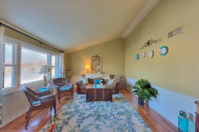 2723 Morningside Dr, Crown Point, IN 46307 - photo 2