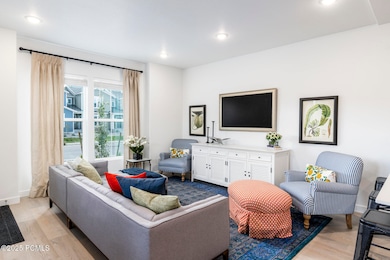 002_002_44_scenic_heights_road-2_149_285