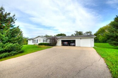 1088 Union Rd, Oregon, WI 53575 - photo 4